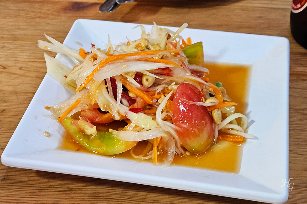 태국 방콕 까이양 라차다 (ไก่ย่างรัชดา / Kaiyang Ratchada) 쏨땀 샐러드