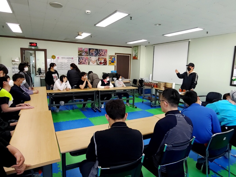 발달장애센터 원예치료반 데뷔(4/14) 2