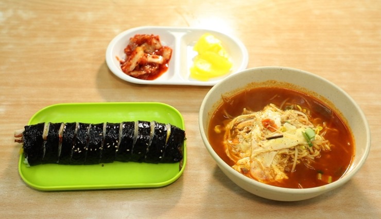 김밥과-라면