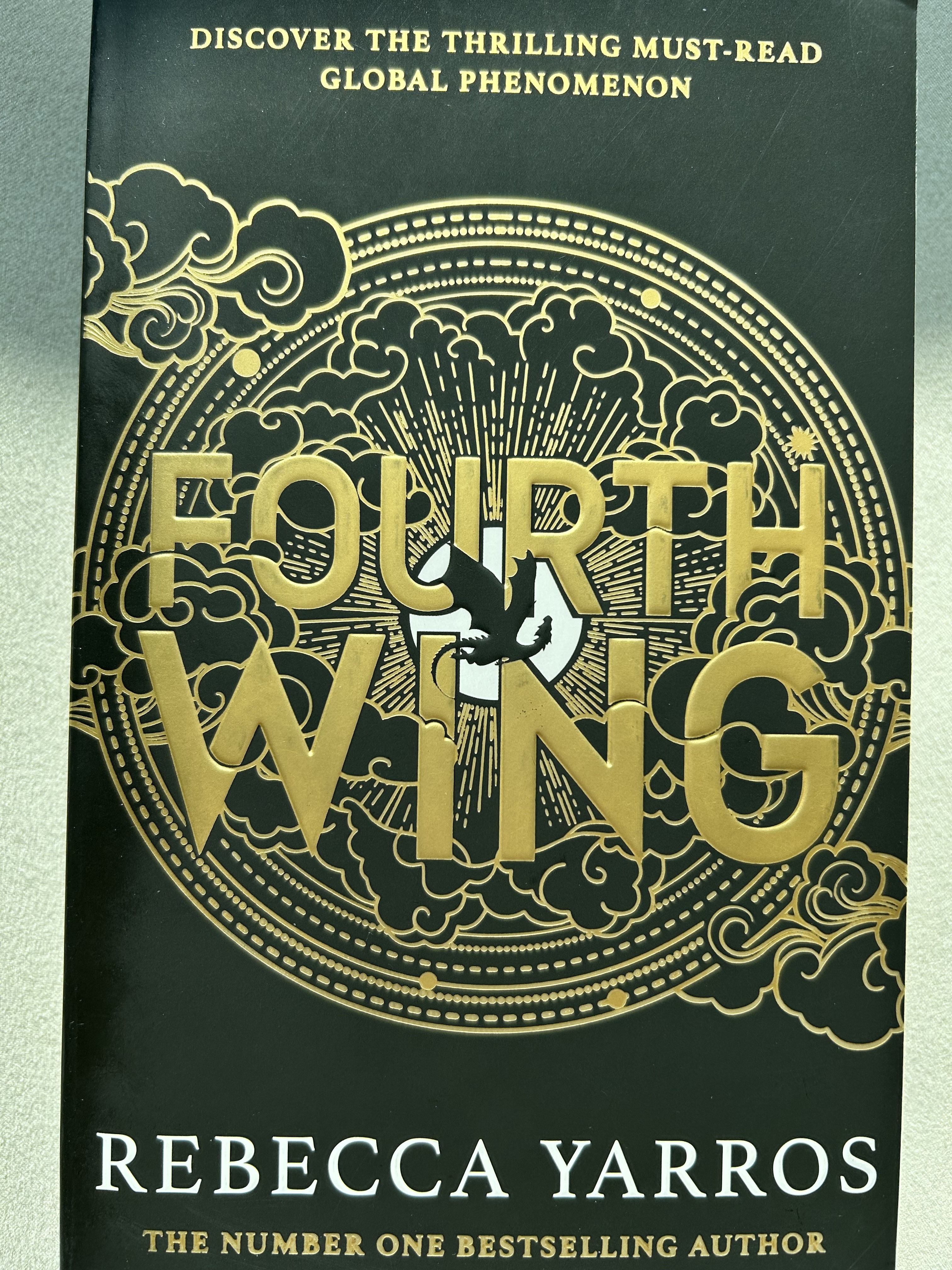 Fourth-wing-표지