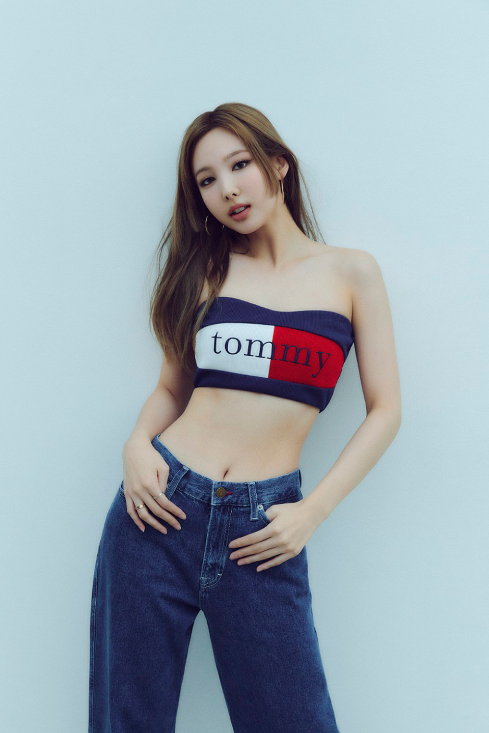  트와이스 (TWICE) 나연 타미 진스(Tommy Jeans) 2022 F/W 화보