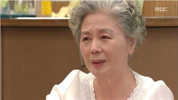 “이래서 옛말에 머리 검은 짐승은 거두는 게 아니라고 했구나.”며느리를 지키기 위한 시부모님의 마지막 선택 충격적인 남편의 출생의 비밀이 밝혀지는데..