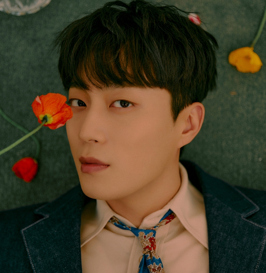  윤두준 프로필, 나이, 키, 고향, 학력, 군대, 소속사