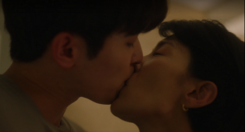 종이달-드라마-4회-점점-더-깊은-관계로-빠져드는-이화와-민재