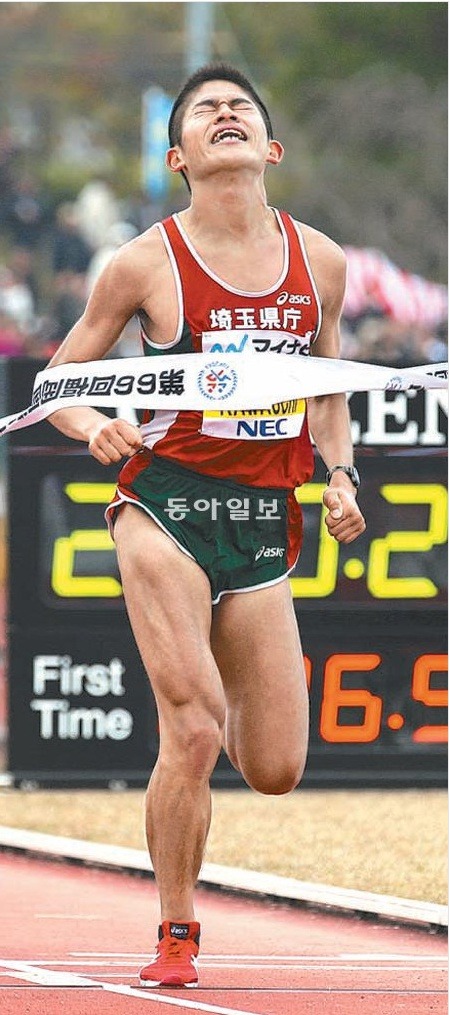  투잡 뛰는 현직 일본 사이타마 현 공무원 마라토너 가와우치 유키의 위엄