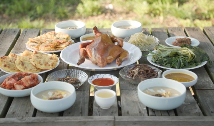 가마솥전통구이-녹두전-연푸국