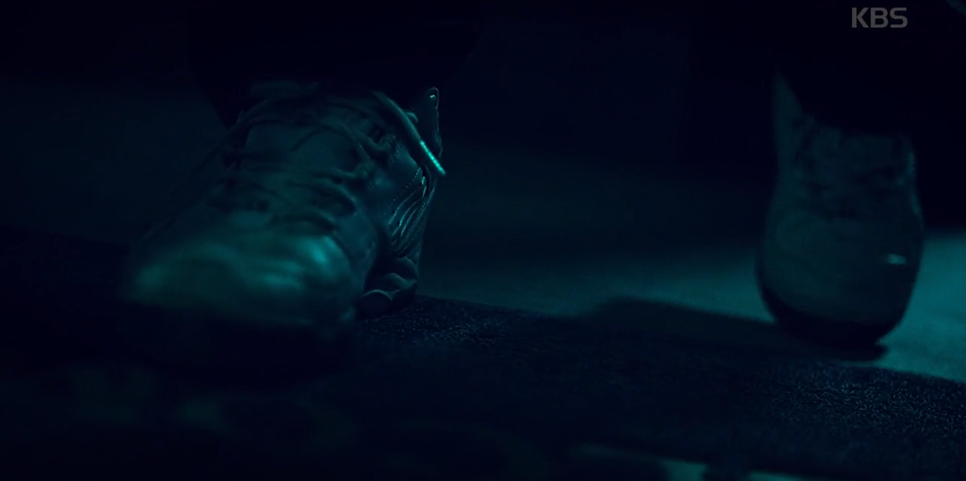 무렵 장난 정체 동백꽃 9