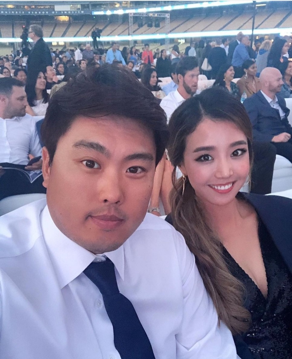 나이 재산 키 경기 등판일 정도 현진이 연봉 종합월급 아내 6