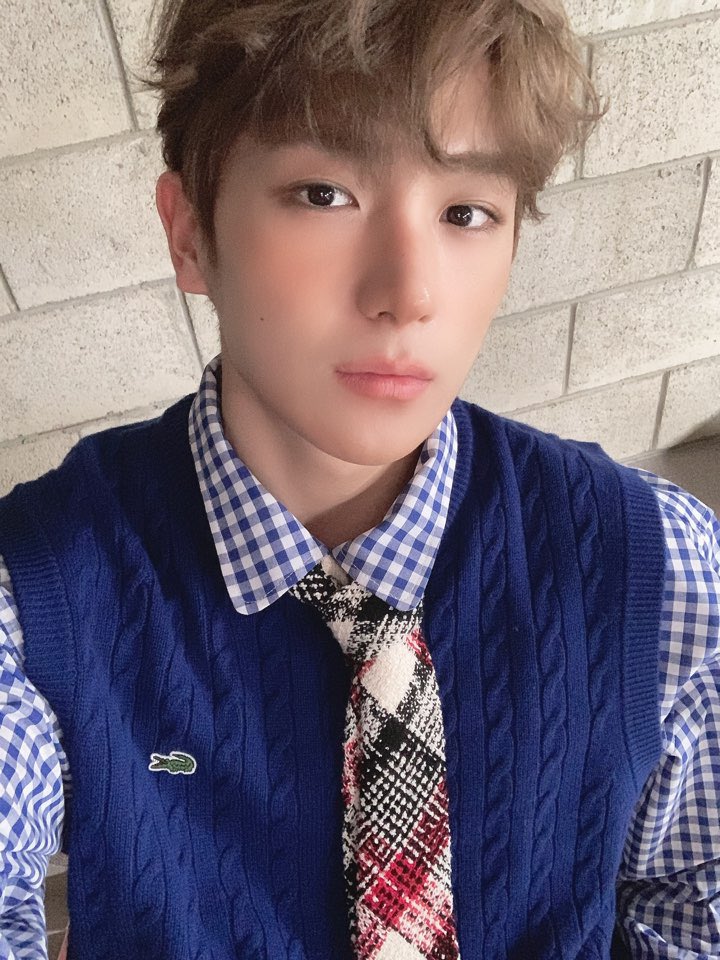 더보 이미지