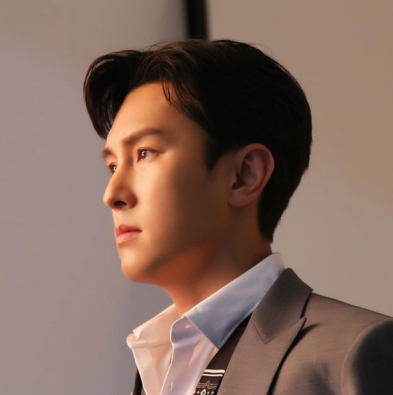 김동완