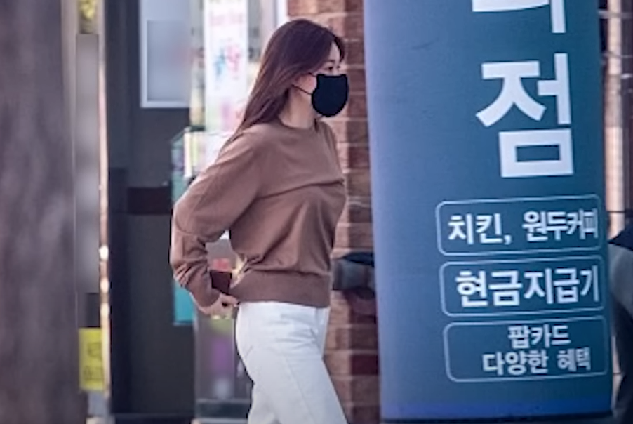  이승기 여친 이다인의 혼전임신 소식 맘카페에 소문이 사실?