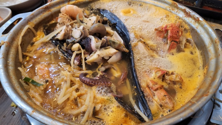 투데이 맛있는 메뉴 대왕 해물탕&#44; 8단 해물찜 맛있는 식당 추천 부산 기장 맛집