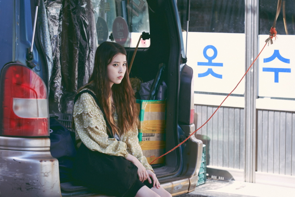 영화 브로커에서 아이유의 엄마가 됐다. (정보, 출연진, 제작사, 개봉) 12