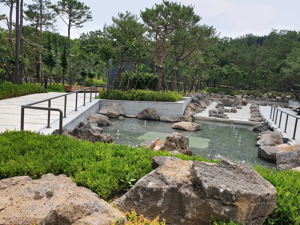 남산-예장공원-작은분수대-쉼터-이미지