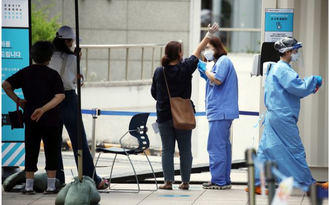  포천 8사단 육군부대 코로나19 확진자 발생..최소 8명