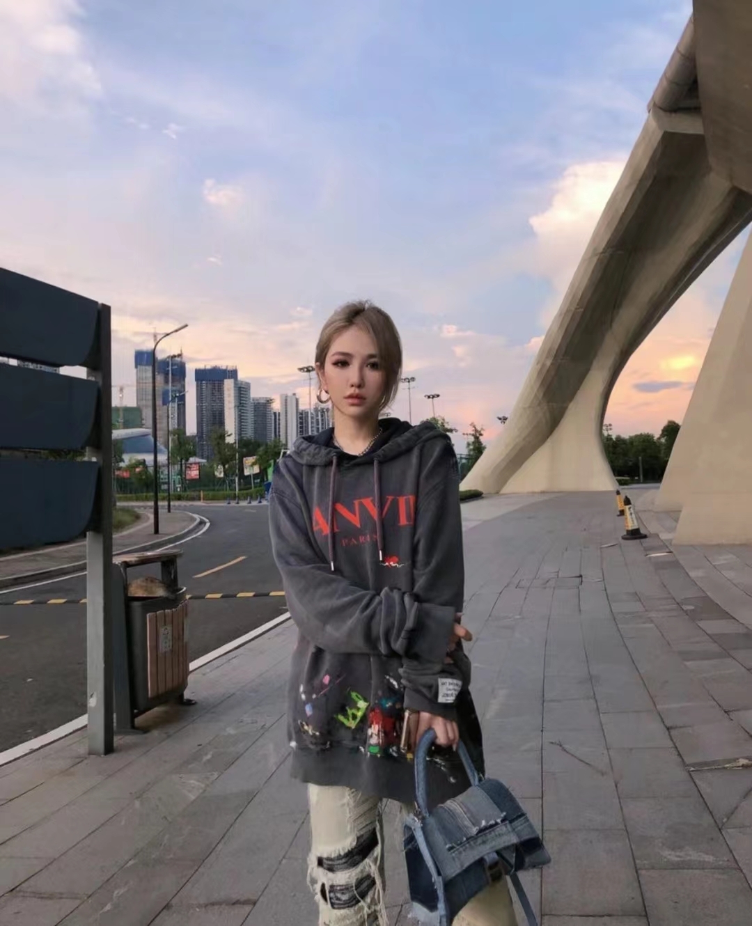  [LANVIN x GALLERY DEPT] 랑방 X 갤러리 디파트먼트 멀티 컬러 페인트 마크 스웨트 셔츠 후드 티셔츠 (2 COLOR)