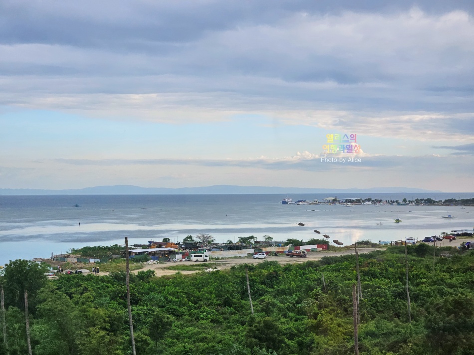 솔레아 팜 리조트 막탄 시티뷰 룸&#44; 세부 로컬 리조트