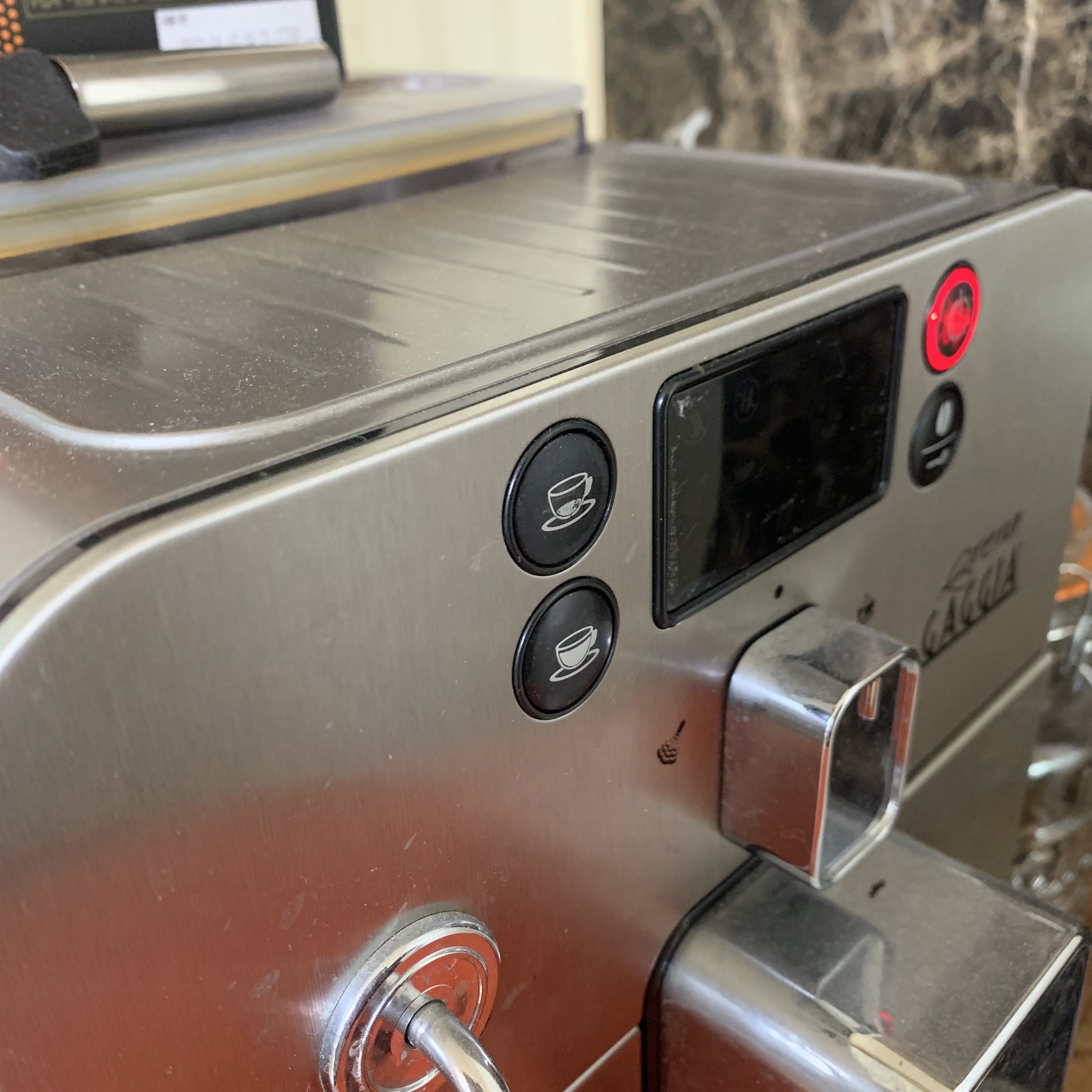 가찌아 브레라 실버 전자동 커피 머신