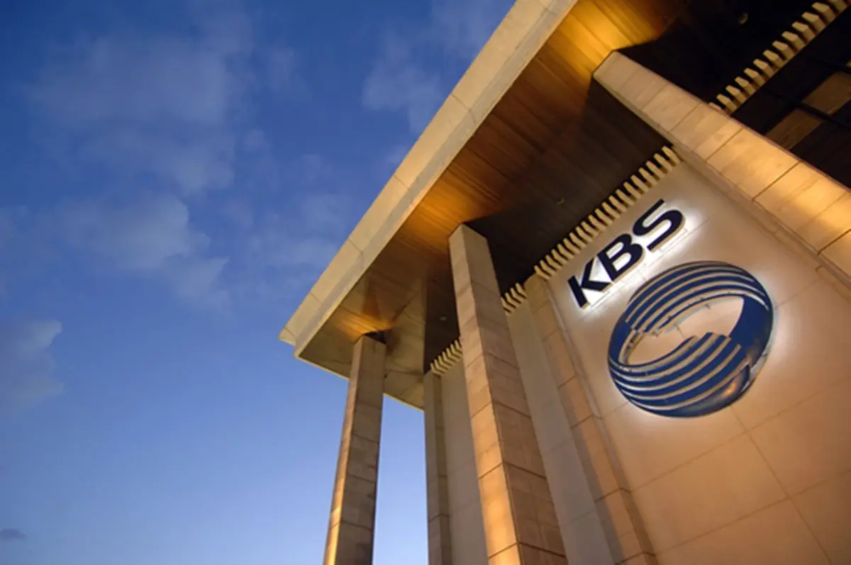  KBS 보면서 운동하는 것도 아닌데 수신료 월 8만원 냅니다 헬스장 사장의 분노