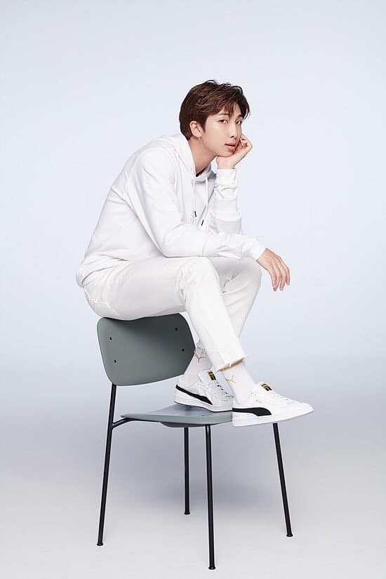  순백색의 방탄소년단