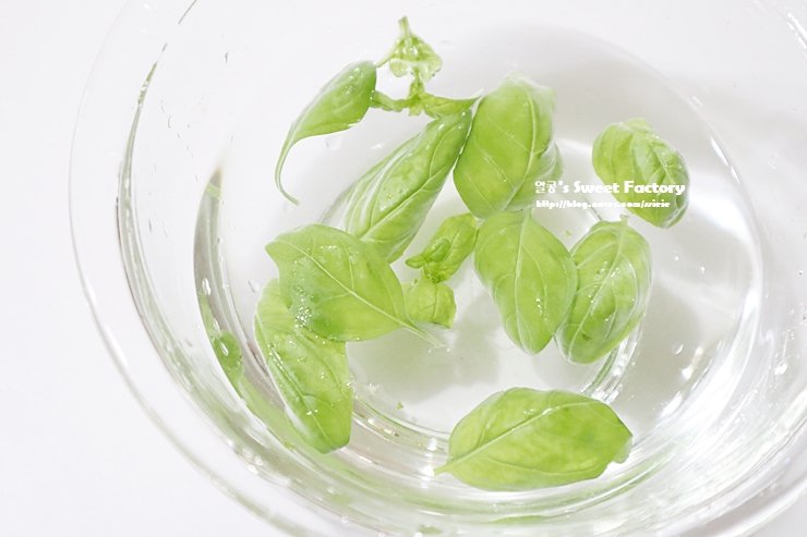 새우 감바스를 만드는 방법은 감바스 알 아질요 새우이다. 11