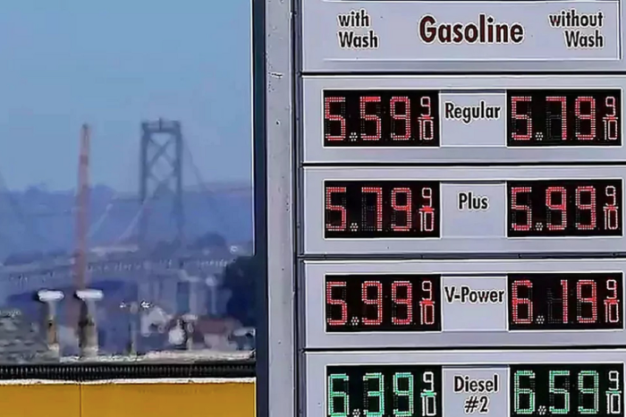미국 캘리포니아 가솔린 가격