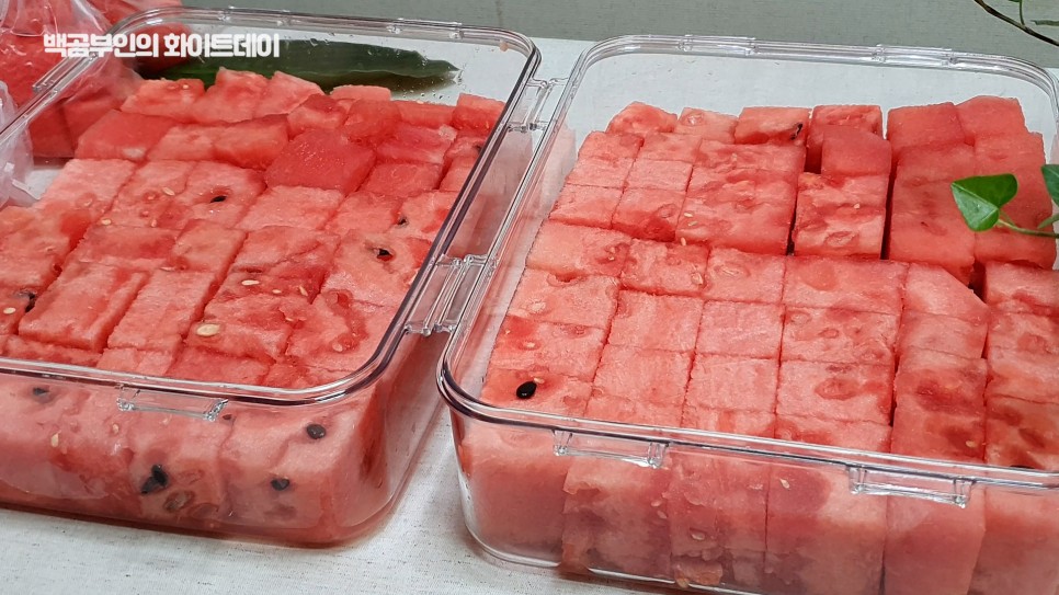 수박 껍질 요리와 효능 수박향이 가득한 수박 껍질 피클 11