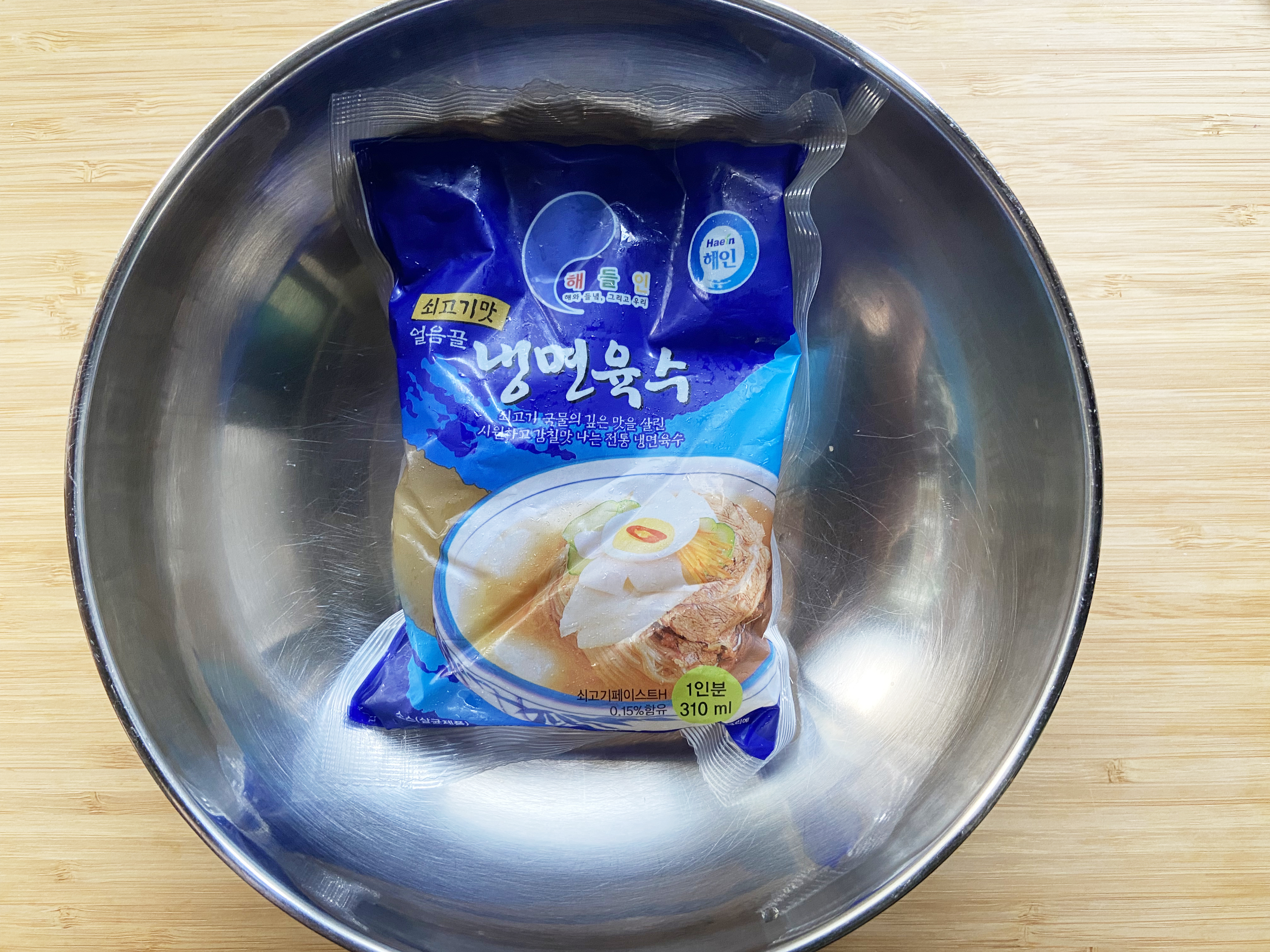 여름철 별미 냉면 육수 활용 맛보장 시원한 묵밥 한그릇