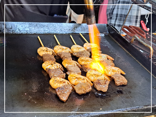 전주한옥마을 맛집 베테랑칼국수 풍남정 남부시장 육회김밥 해녀가꼬치다 문어꼬치