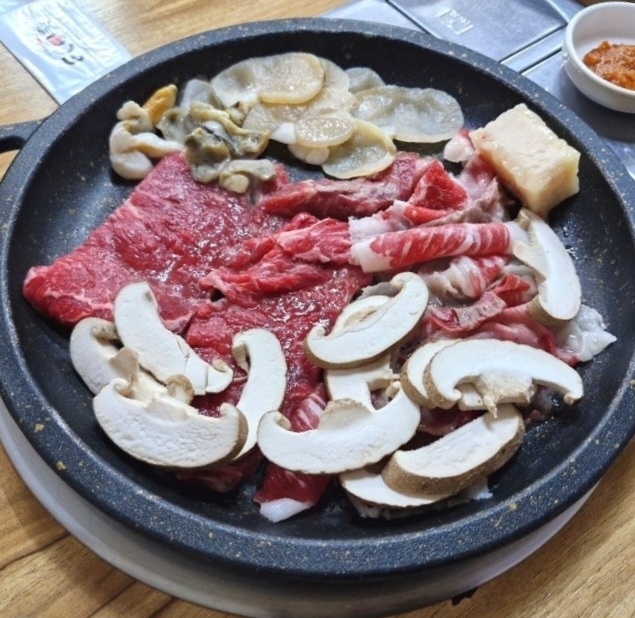 생생정보 믿고 떠나는 스타의 고장 장흥 한우삼합 맛집