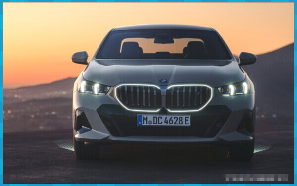 BMW 5시리즈 풀체인지 정면