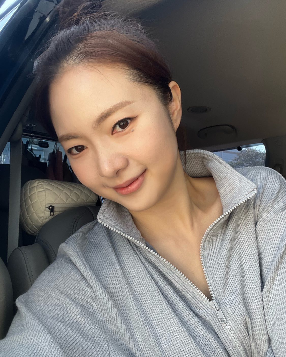정예빈 화보