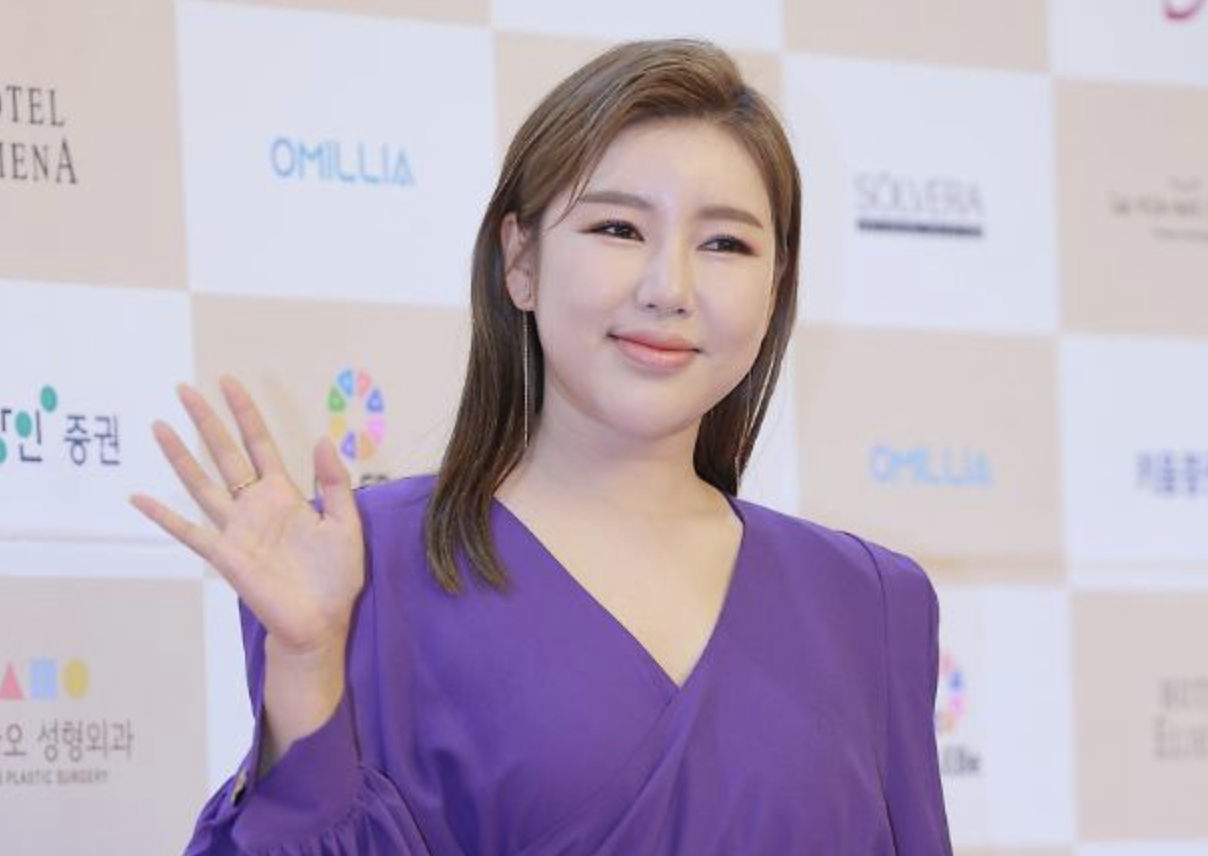  트로트 송가인 나이 고향 데뷔 기부 학력 인스타 프로필