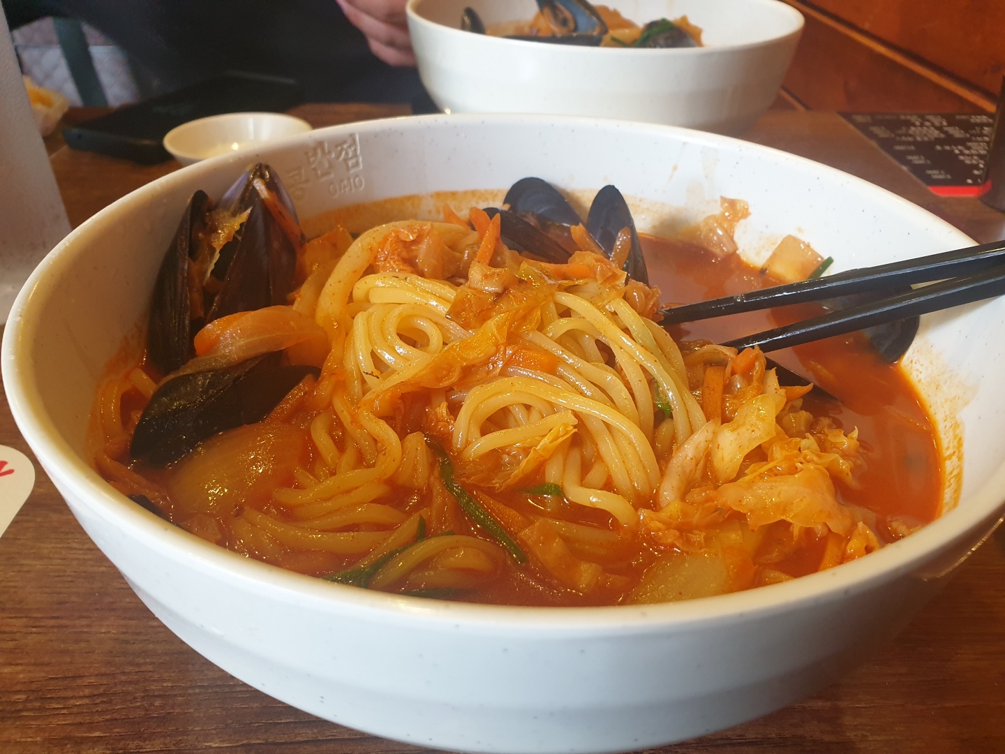  홍콩반점 0410... 점심시간에는... 그닥....