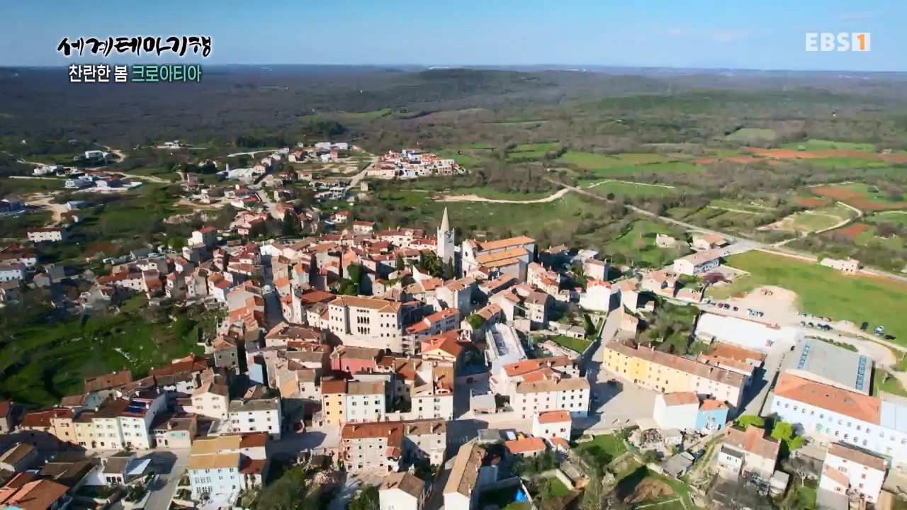 세상의모든기행찬란한 봄 크로아티아-골목골목 도시 산첵.mp4_20230523_205657.262.jpg