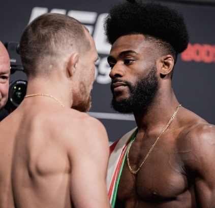  UFC 밴텀급 챔프 페트르 얀 박칙패, 알자메인 스털링 승리