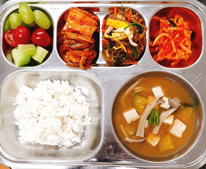 학교급식, 서울 당중초등학교에 15