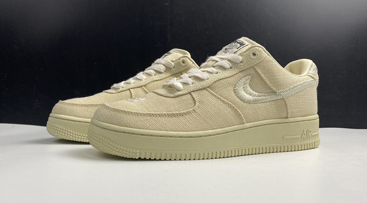  [STUSSY x NIKE] 스투시 X 나이키 에어포스1 로우 포실 스톤 FOSSIL STONE CZ9084-200
