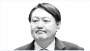  추미애 윤석열 싸움의 의미?