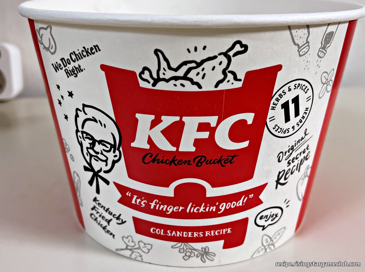 간단한 치킨 닭죽 만들기기 위한 KFC 치킨