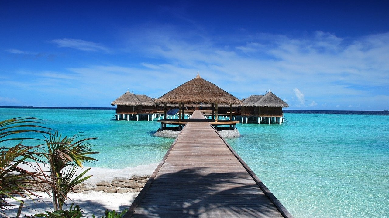 몰디브의 여유로운 바다