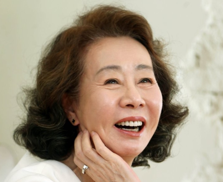  윤여정 오스카 후보