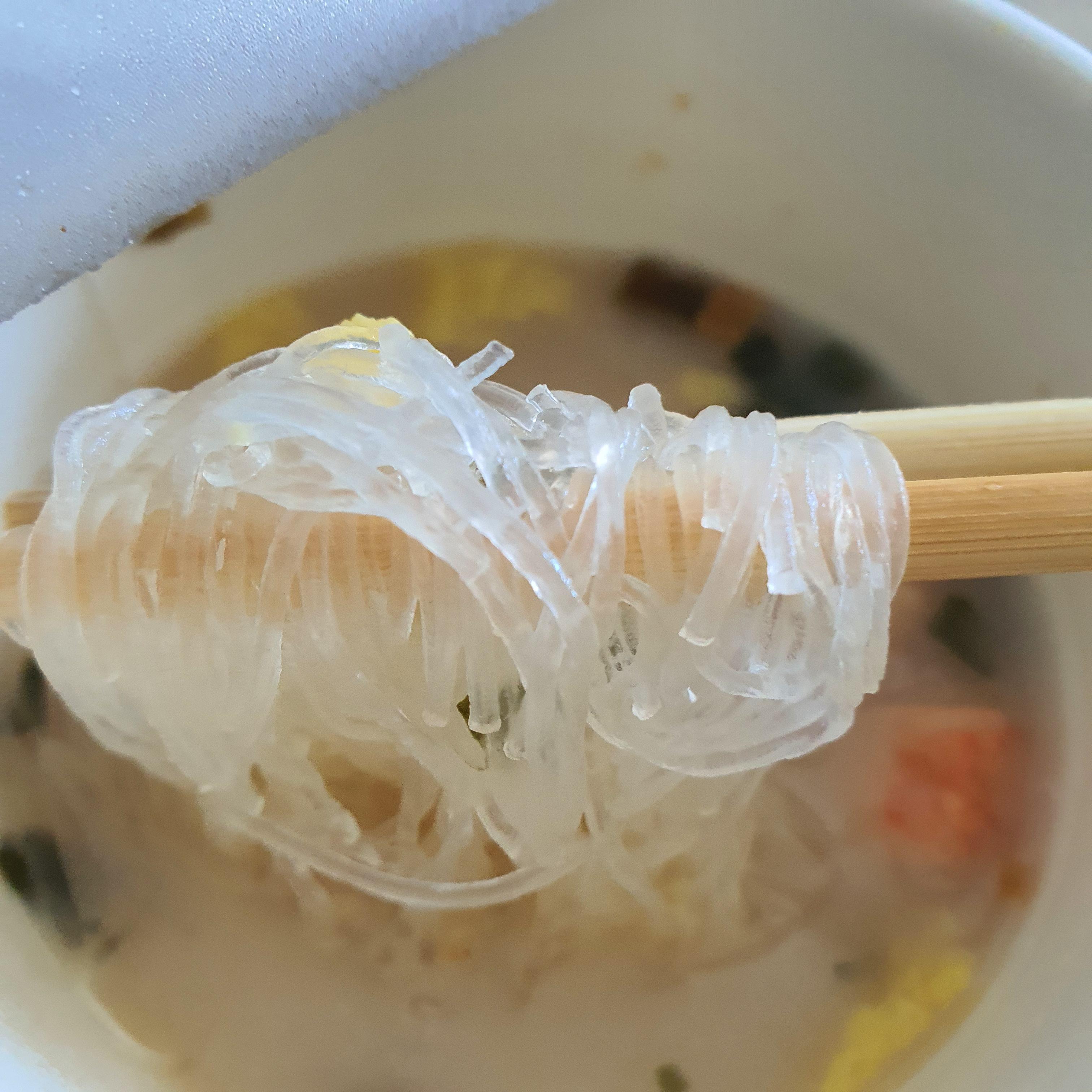  일본 편의점 컵누들 추천 하루사메 春雨, 진한 해물육수에 당면, 조리법, 저칼로리 식사 추천, 일본 세븐일레븐 추천템, 일본여행