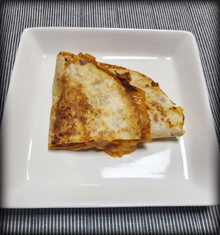 퀘사디아 완성 사진