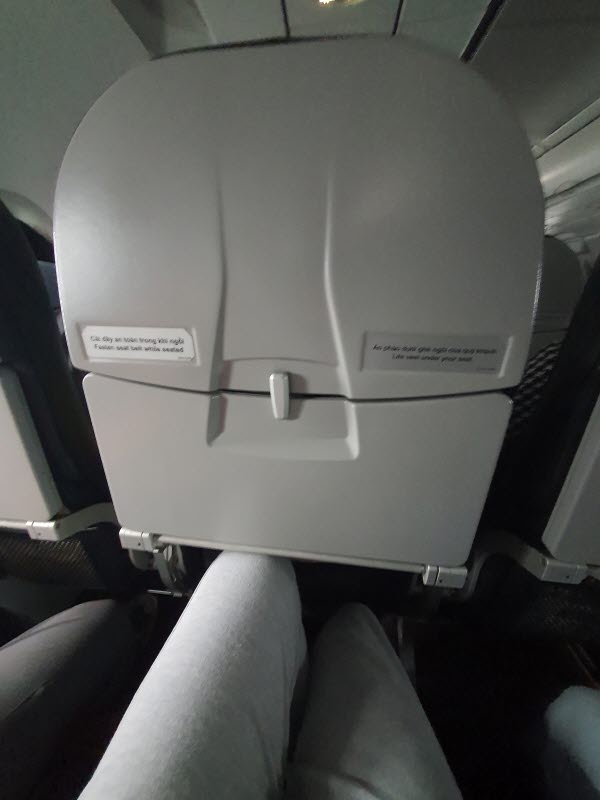 Viet-Jet-Seat-Size