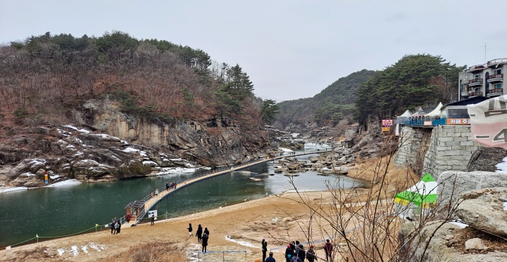 초입