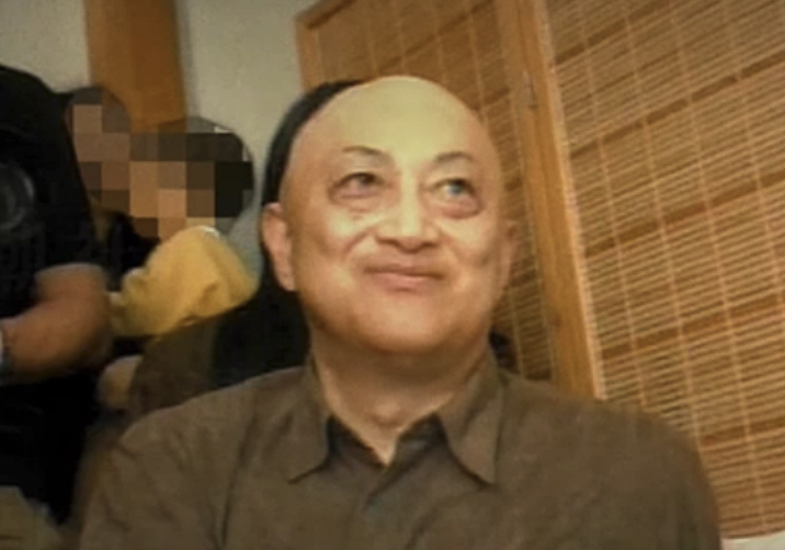 최면술로 9명 아내 둔 70대 노인, 시부야 히로히토 점쟁이 4