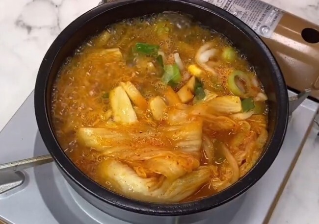  제주 흑돈가 흑돼지 묵은지찜 밀키트 밀키트리뷰 밀키트추천 프레시지 제주 돼지고기 김치찜