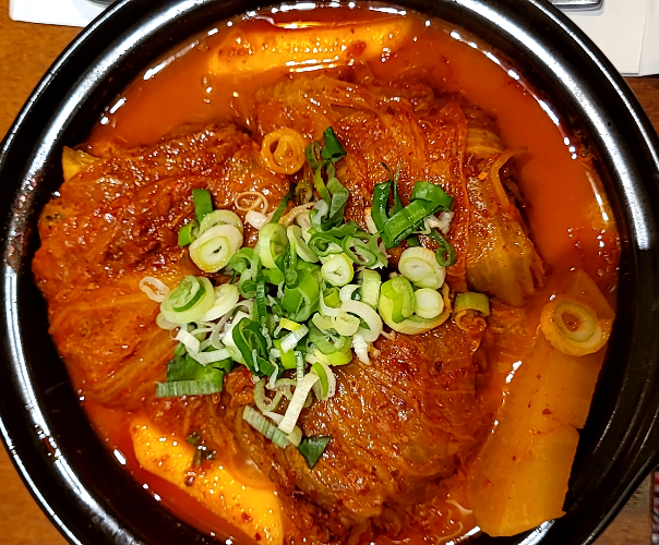  신도림 디큐브시티 6층 [일상별식] 돼지갈비김치찜!