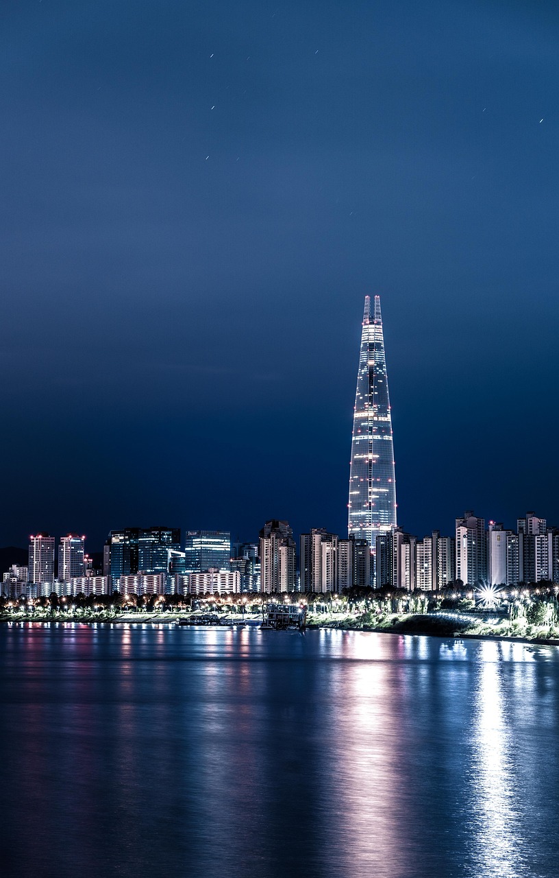 © Lotte World Tower in Seoul, Pixabay